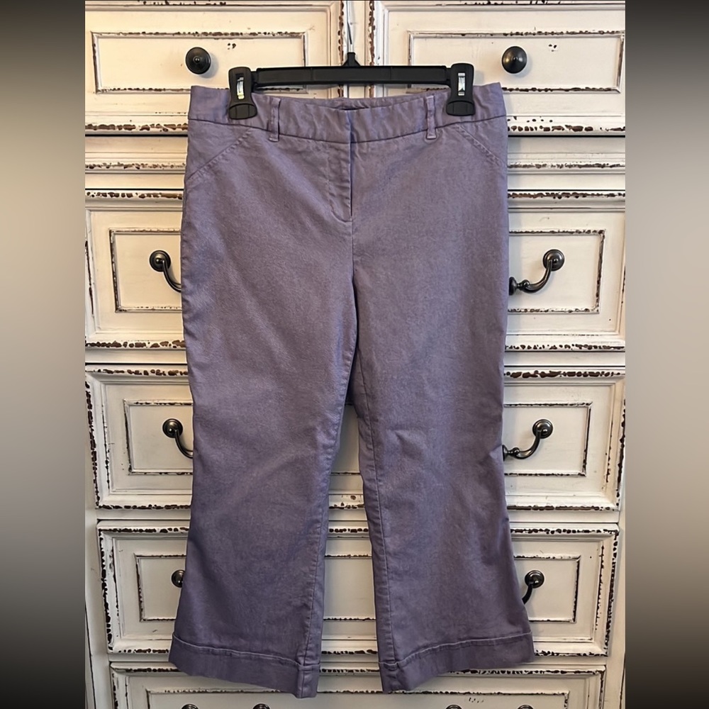 Bisou Bisou crop pants lavender size 8 spandex